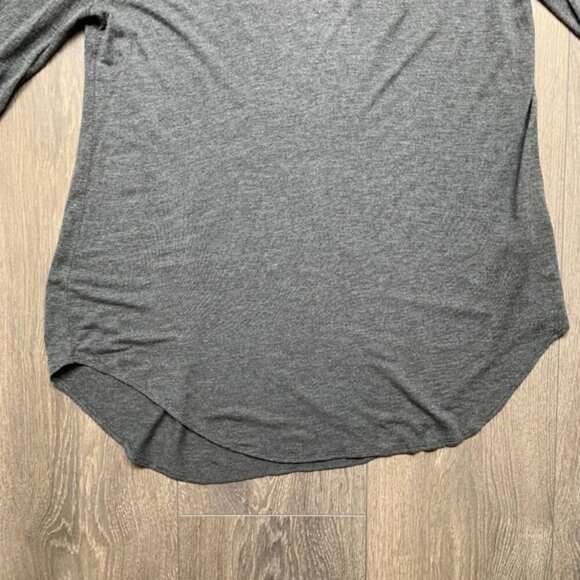 Aritzia Babaton Women's Top Blouse Charcoal Grey 3/4 Length Sleeve Size XS - Picture 7 of 16